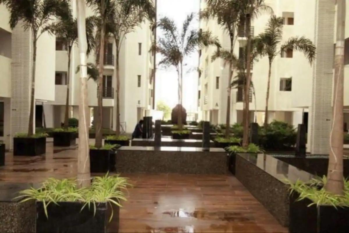 7 Seasons Palm Suite With Sky Orbit, Balcony, Swimming Pool, Wifi, Playground Rajkot Exterior foto