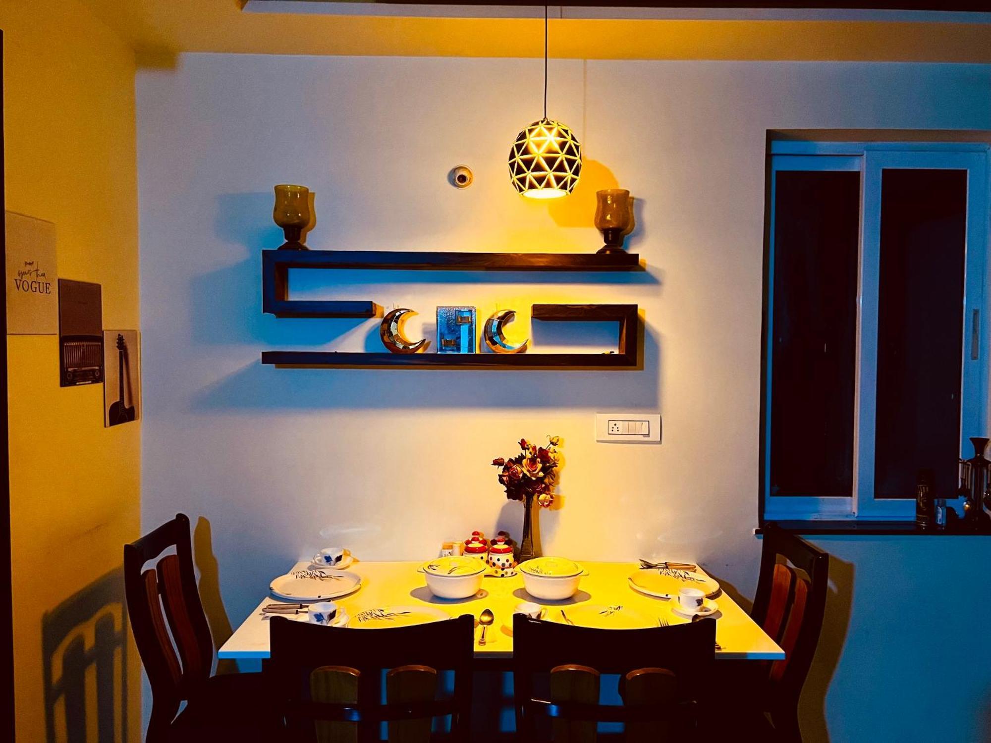 7 Seasons Palm Suite With Sky Orbit, Balcony, Swimming Pool, Wifi, Playground Rajkot Exterior foto